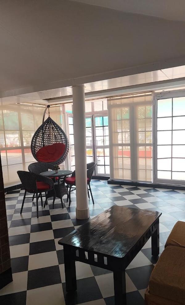 Hotel Urban Cottage Guwahati Buitenkant foto
